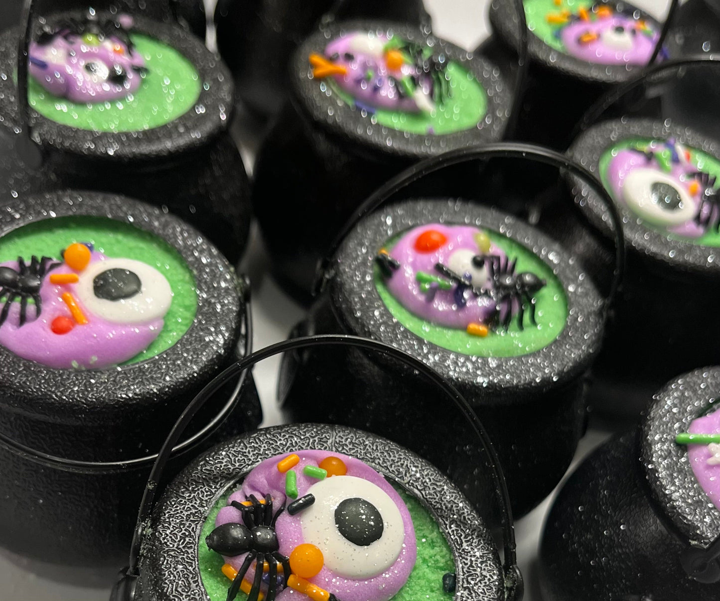 Cauldron Bath Bomb store 1
