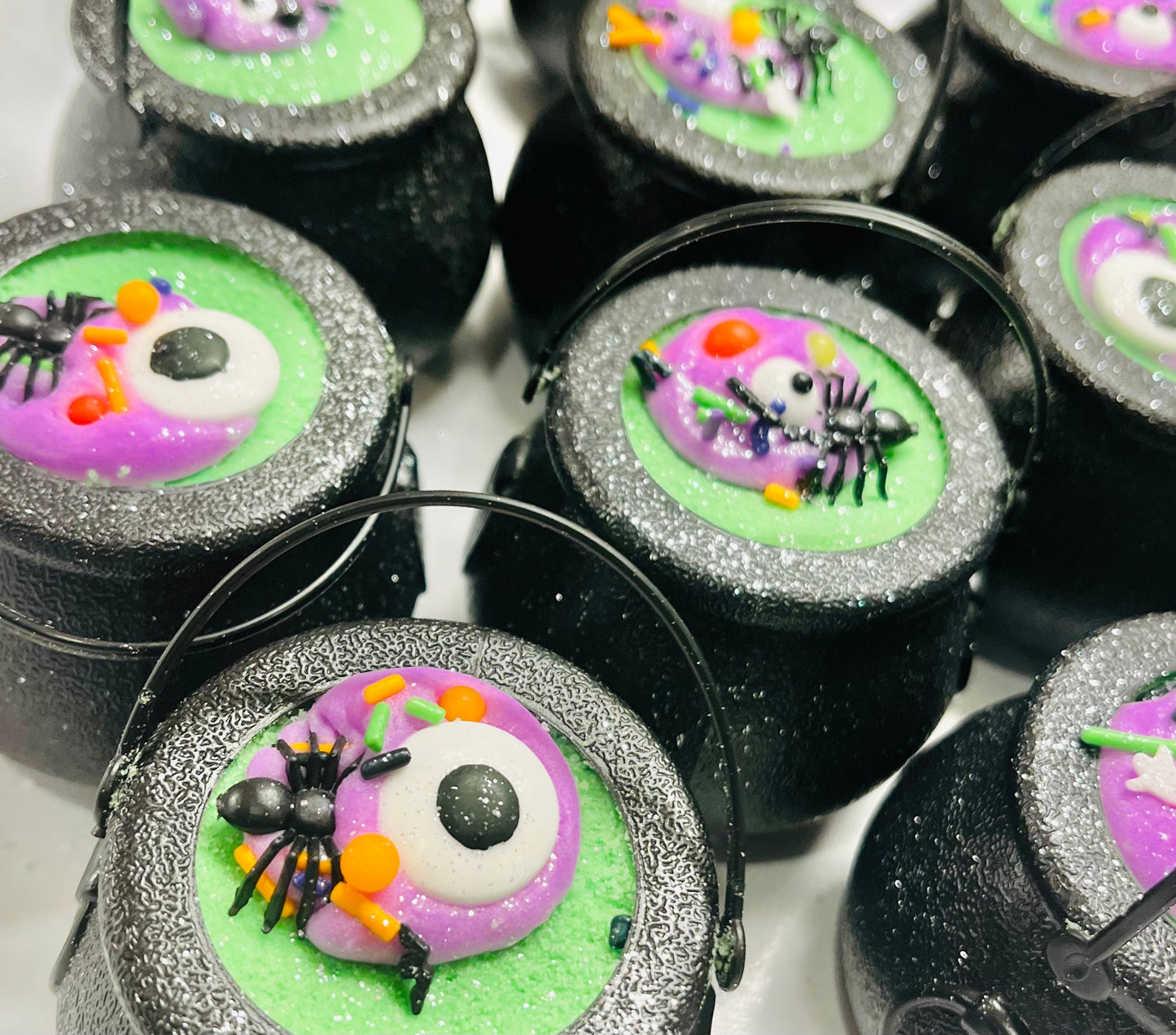 Cauldron Bath Bomb store 1