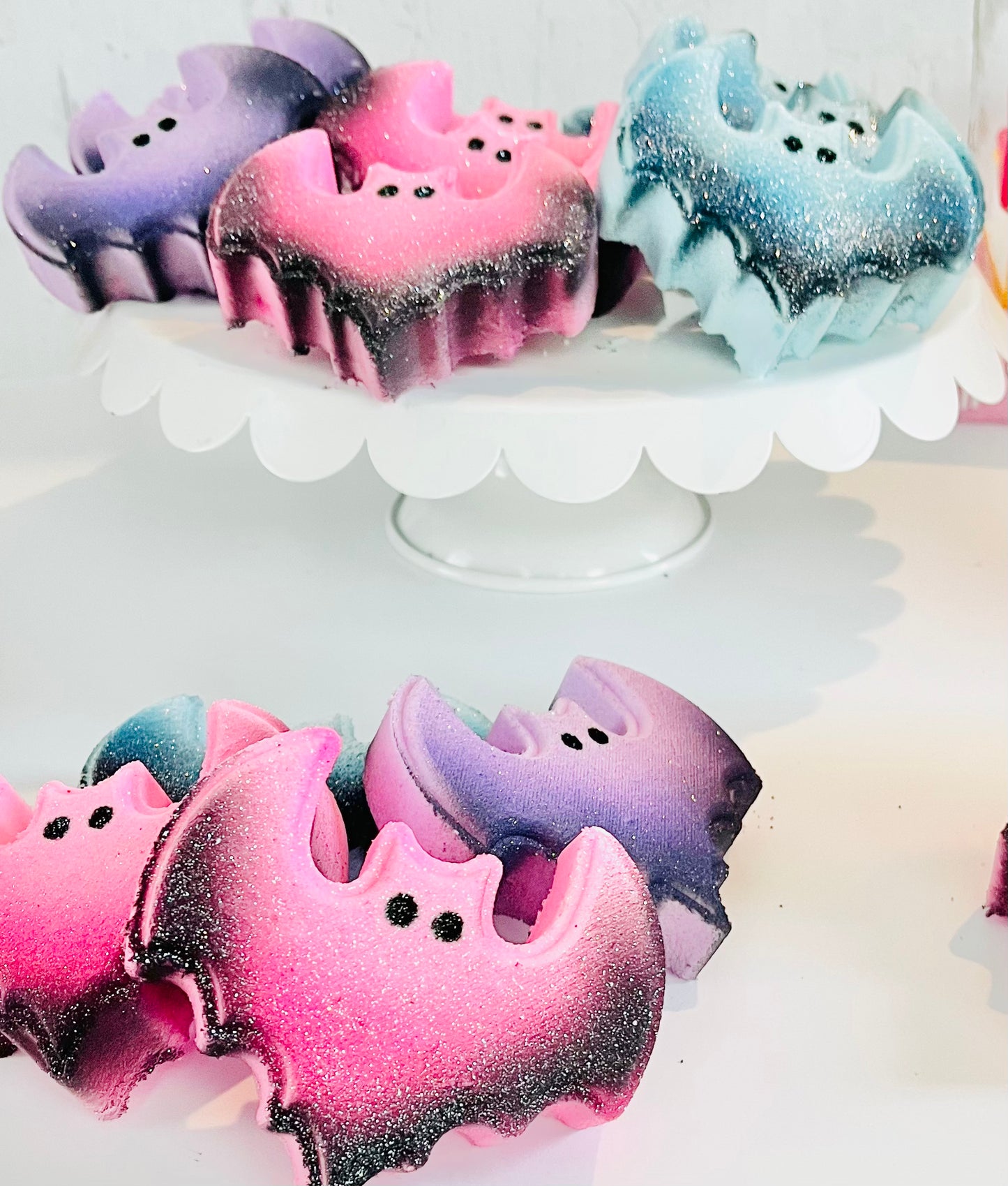 Vampy Glam bomb, Bat Bath Bomb store 1
