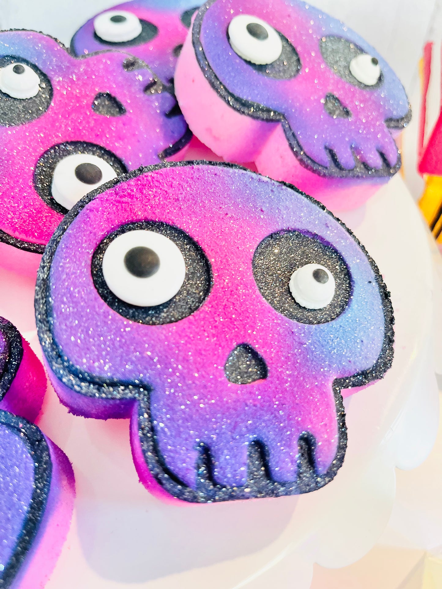 Pink Skull Bath Bomb, Creep it Cute store 1