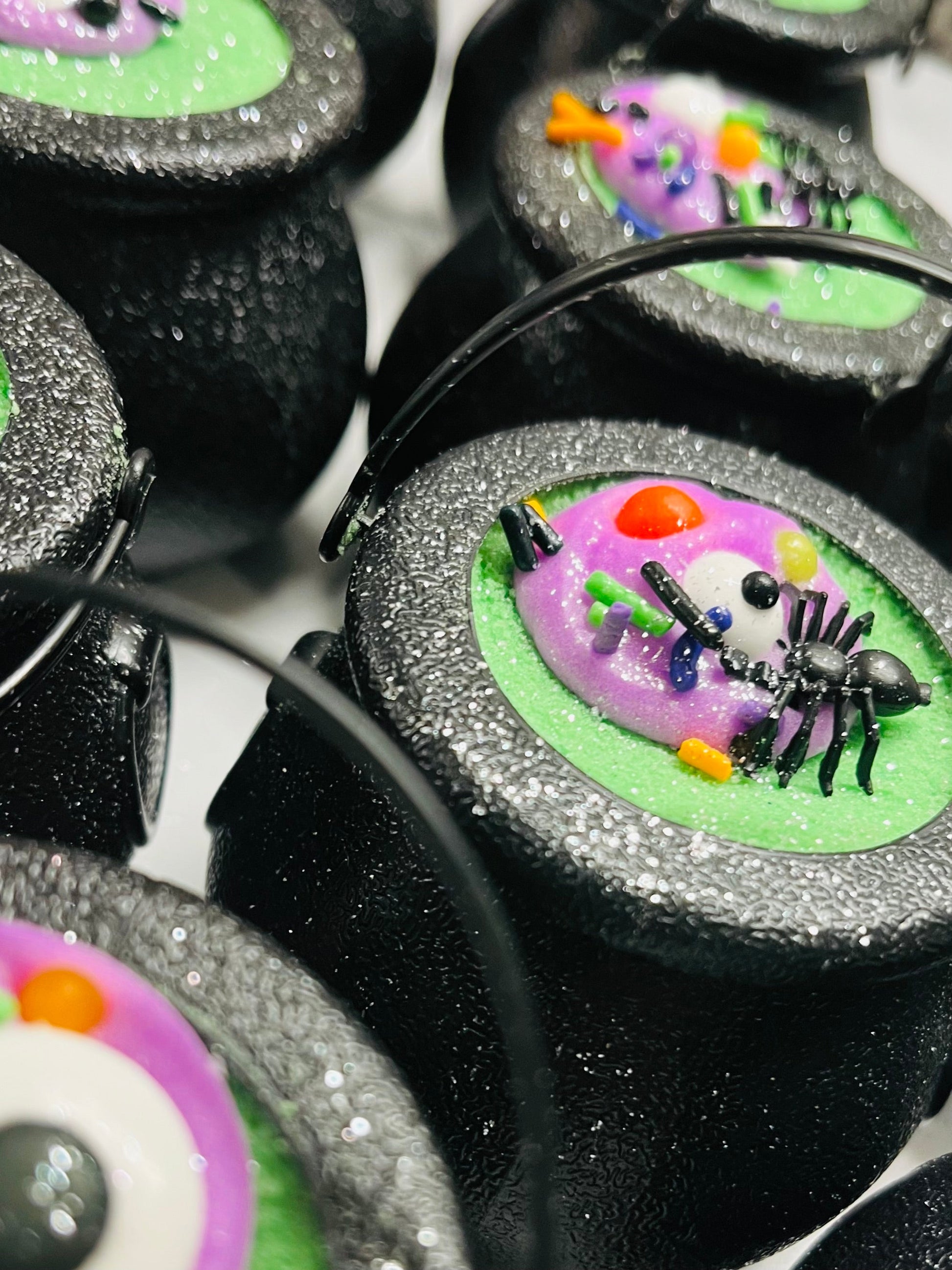 Cauldron Bath Bomb store 1