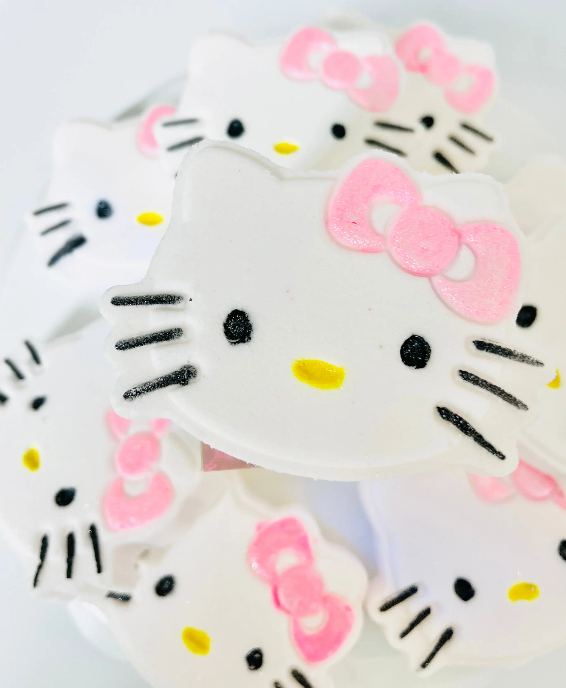 Ms. Whiskers Bath Bomb, Kitty Bath Bomb store 1