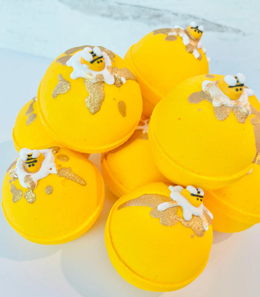 Honeybee Bath Bomb, Honeybee Vibes Bath Bomb The Burlap Barn Company