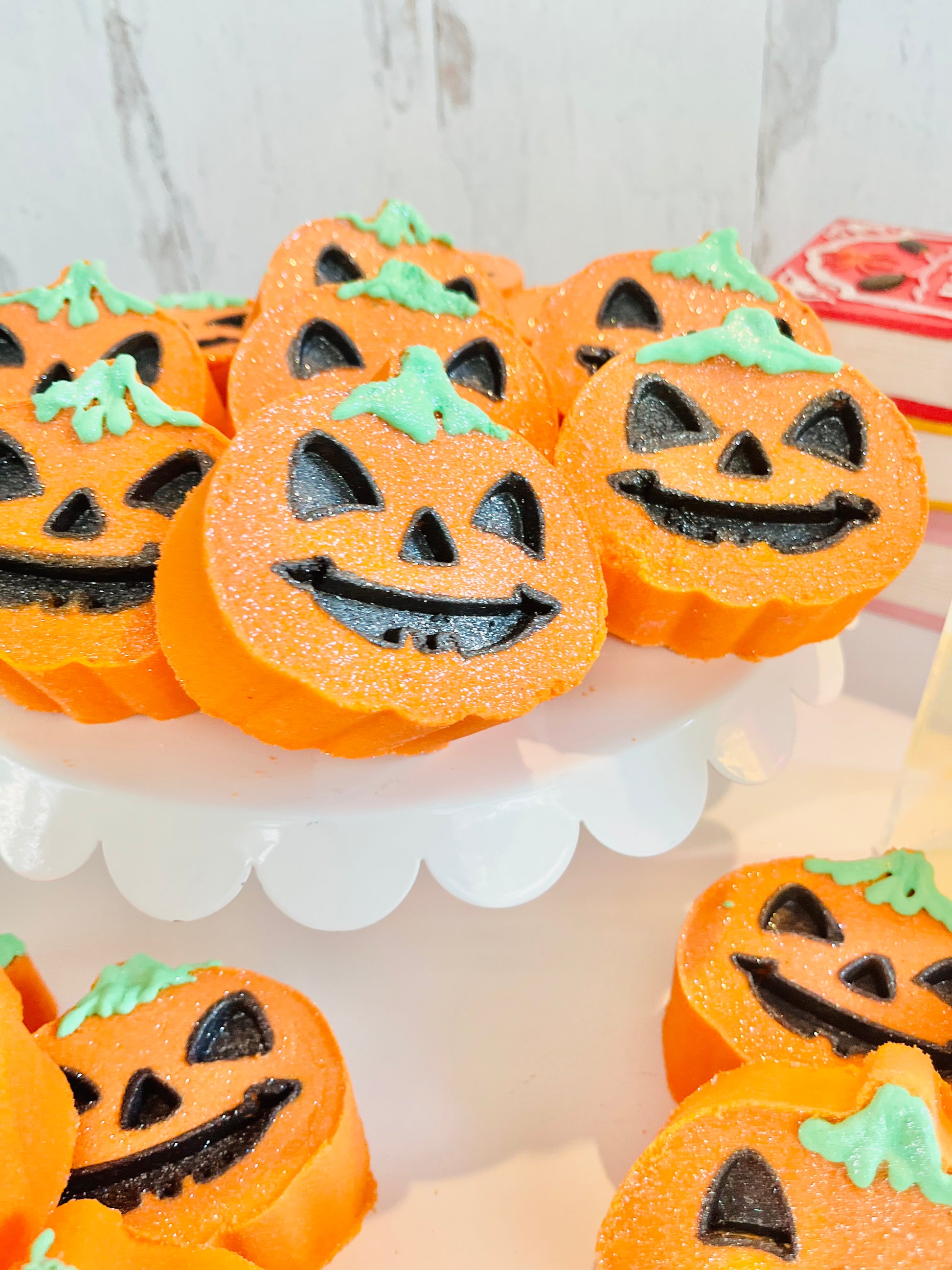 Pumpkin Head, Jack-o-Lantern Bath Bomb store 1