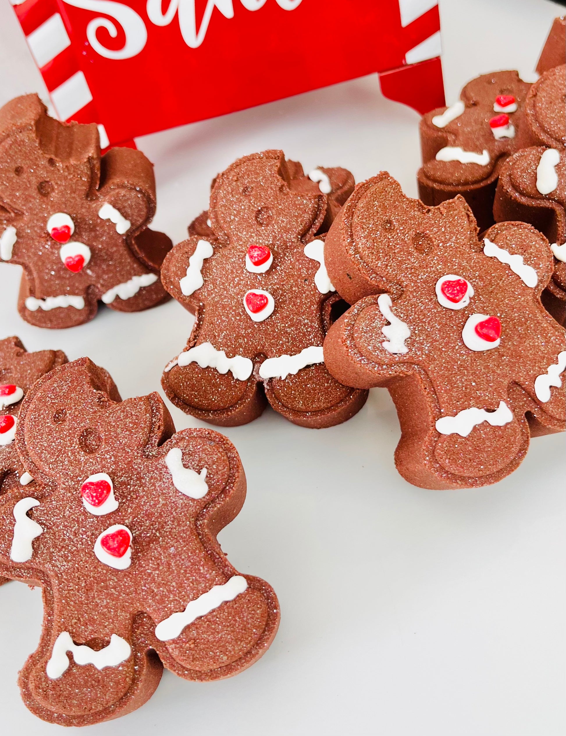 Oh Snap Bath Bomb, Gingerbread Bath Bomb store 1